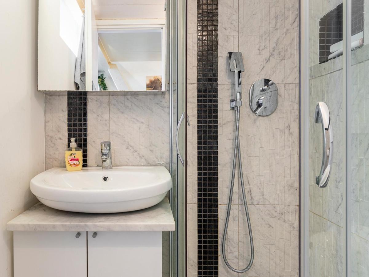 Desana Studio Apartment ตูริน ภายนอก รูปภาพ