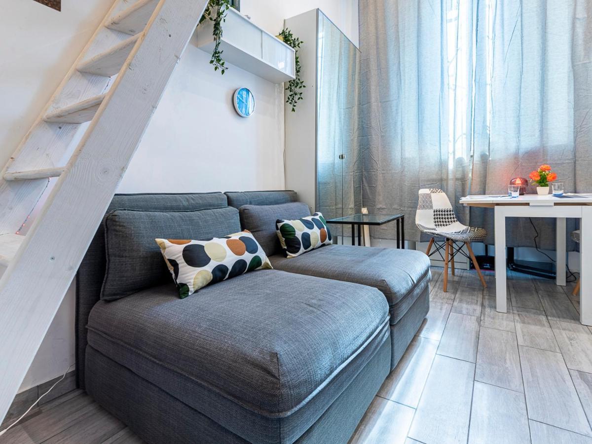 Desana Studio Apartment ตูริน ภายนอก รูปภาพ